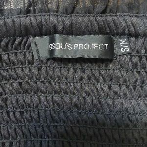 S/M Off the shoulder tight top